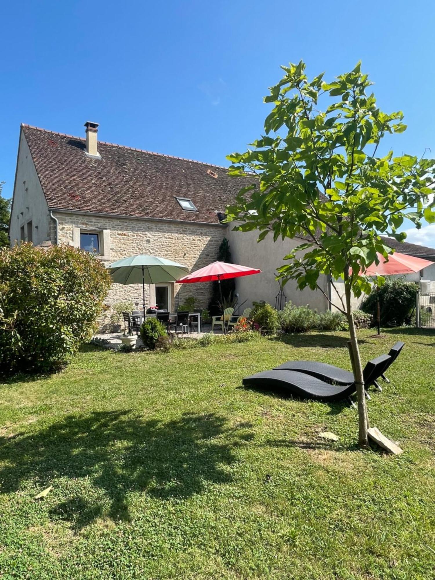 Gite Le Meix Chapeau Levernois Buitenkant foto