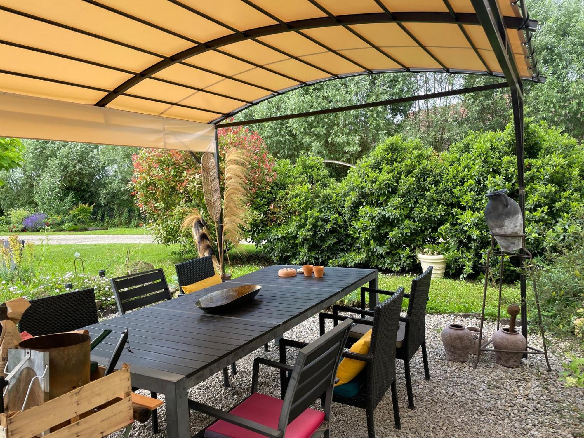 Gite Le Meix Chapeau Levernois Buitenkant foto